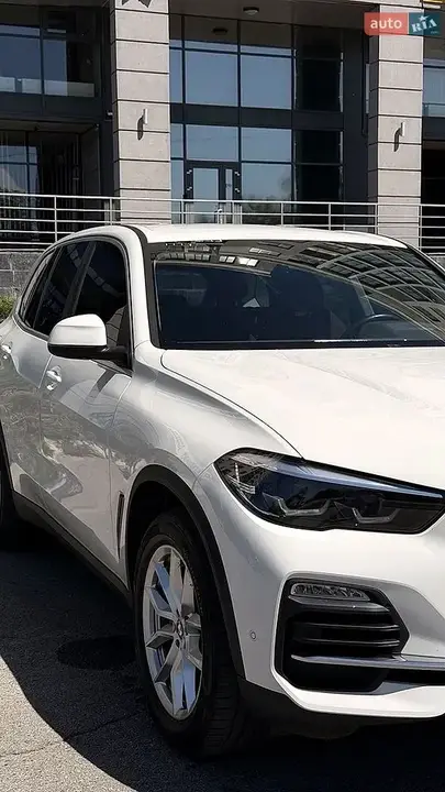 BMW X5 2019 photo 3