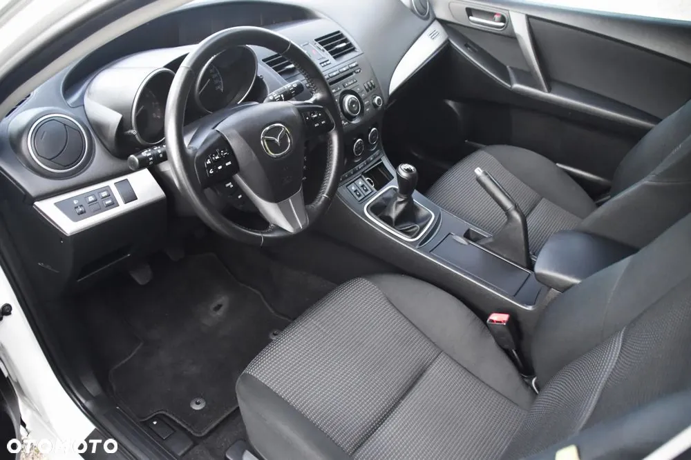 Mazda 3 2013 photo 5