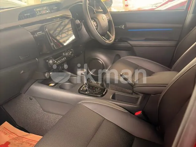 Toyota Hilux 2025 photo 4
