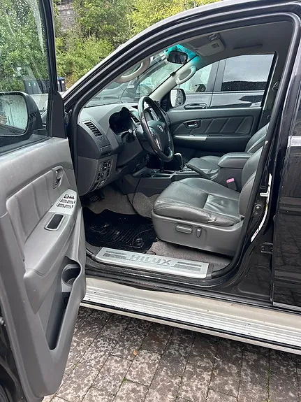 Toyota Hilux 2013 photo 2