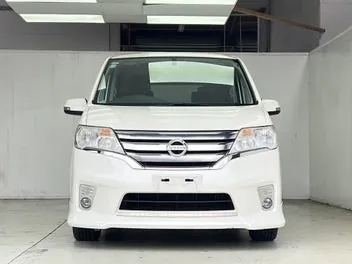 Nissan Serena 2012 photo 3