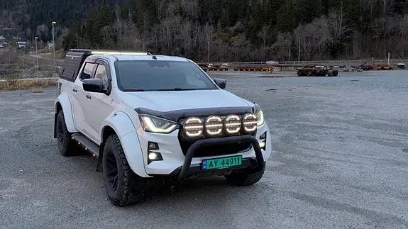 Isuzu D-Max 2022 photo 3