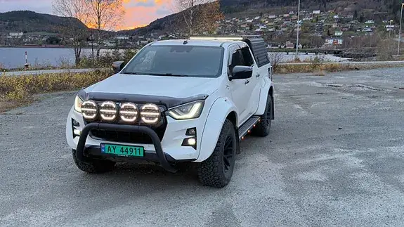 Isuzu D-Max 2022 photo 2