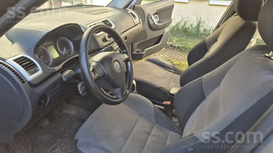 Skoda Roomster 2009 photo 5