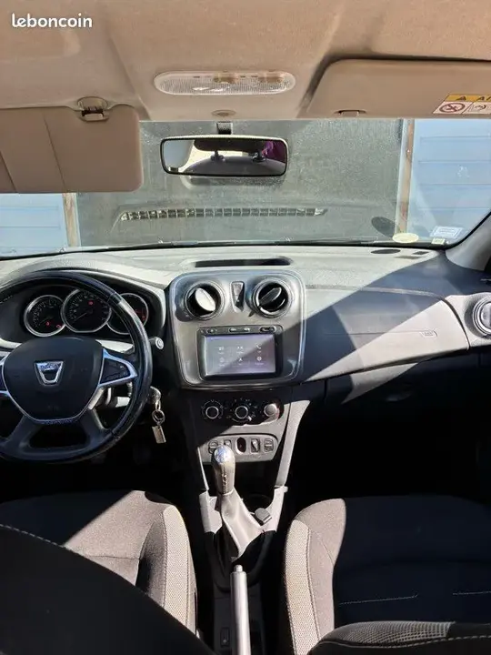 Dacia Sandero 2018 photo 3