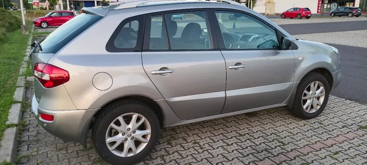 Renault Koleos 2009 photo 3