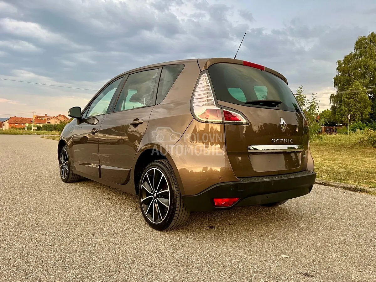 Renault Scenic 2013 photo 4
