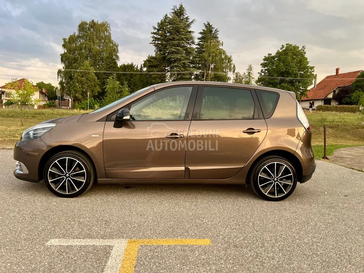 Renault Scenic 2013 photo 3