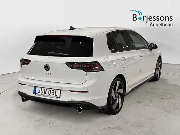 Volkswagen Golf I 2026 photo 3