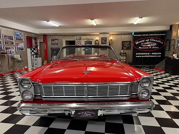 Ford Galaxie 1965 photo 3