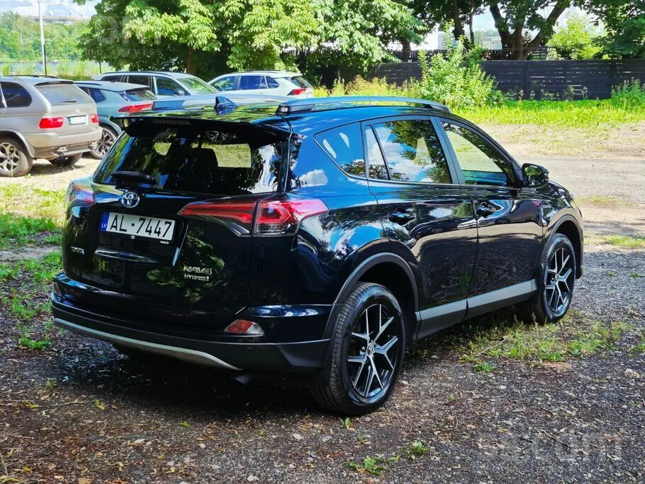 Toyota Rav4 2018 photo 4