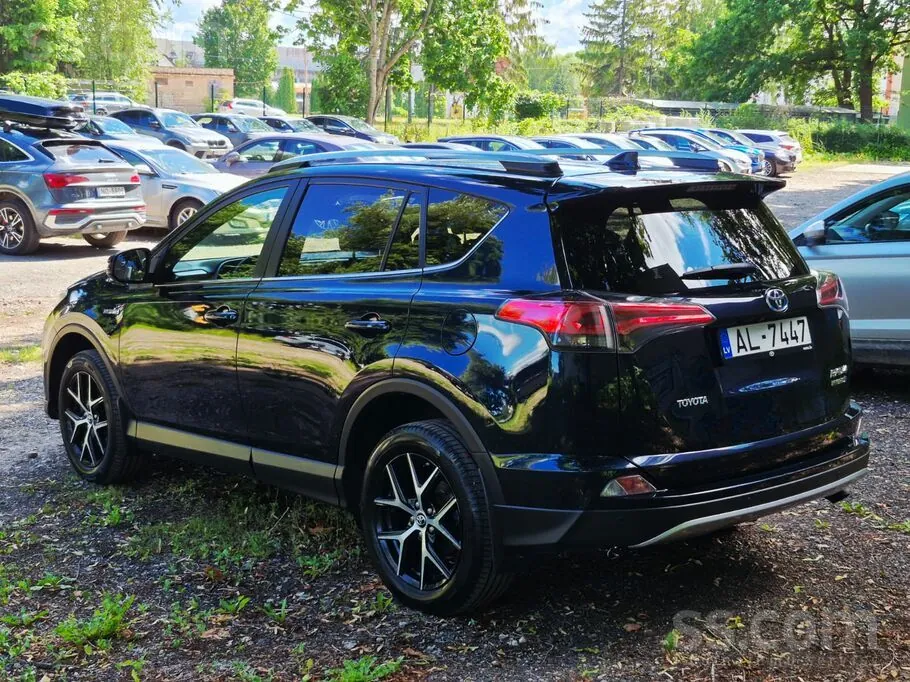 Toyota Rav4 2018 photo 3