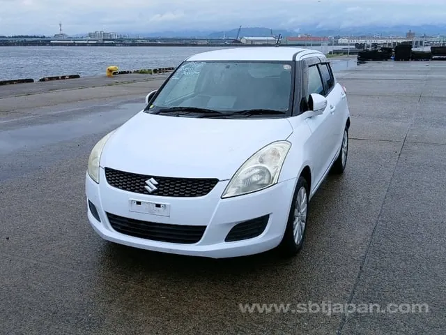 Suzuki Swift 2012 photo 2