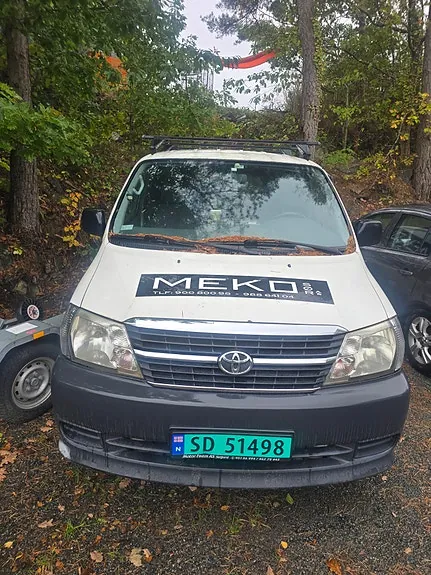 Toyota Hiace 2010 photo 4