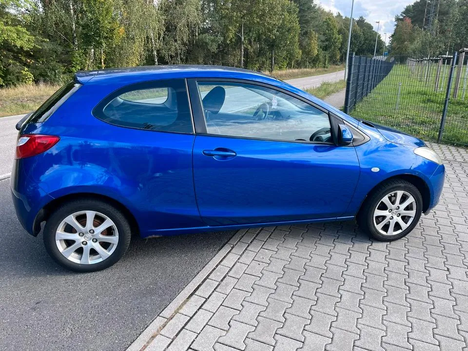 Mazda Mazda 2