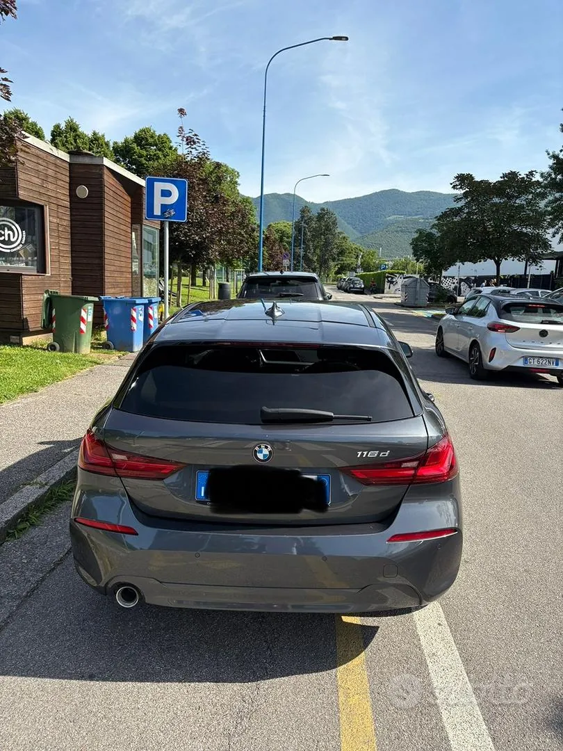 BMW 1 Series 2021 photo 4