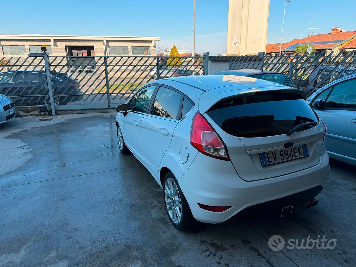 Ford Fiesta 2014 photo 3