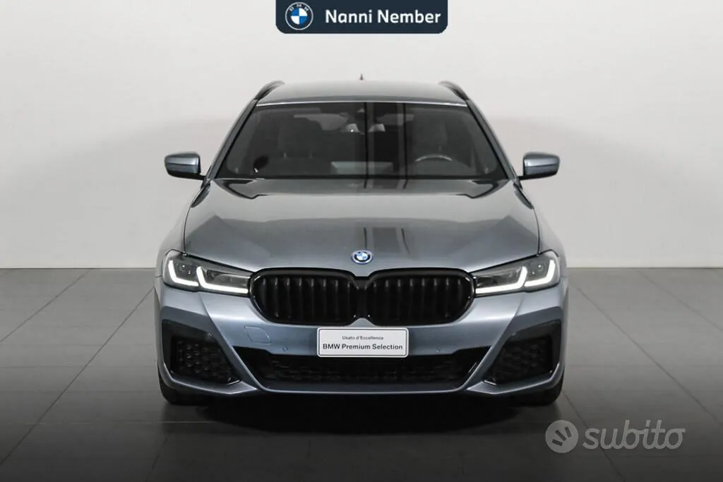 BMW 5 Series 2022 photo 2