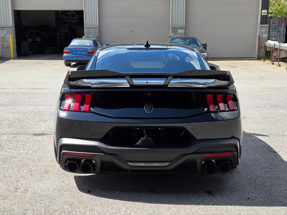 Ford Mustang 2024 photo 4
