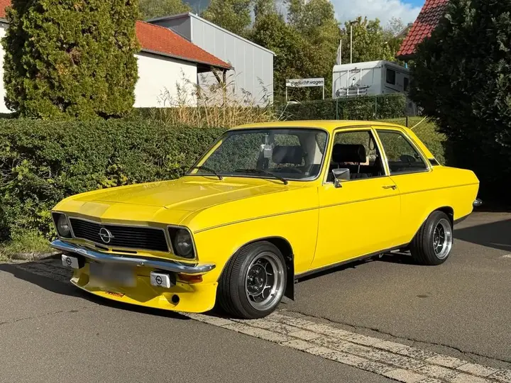 Opel Ascona