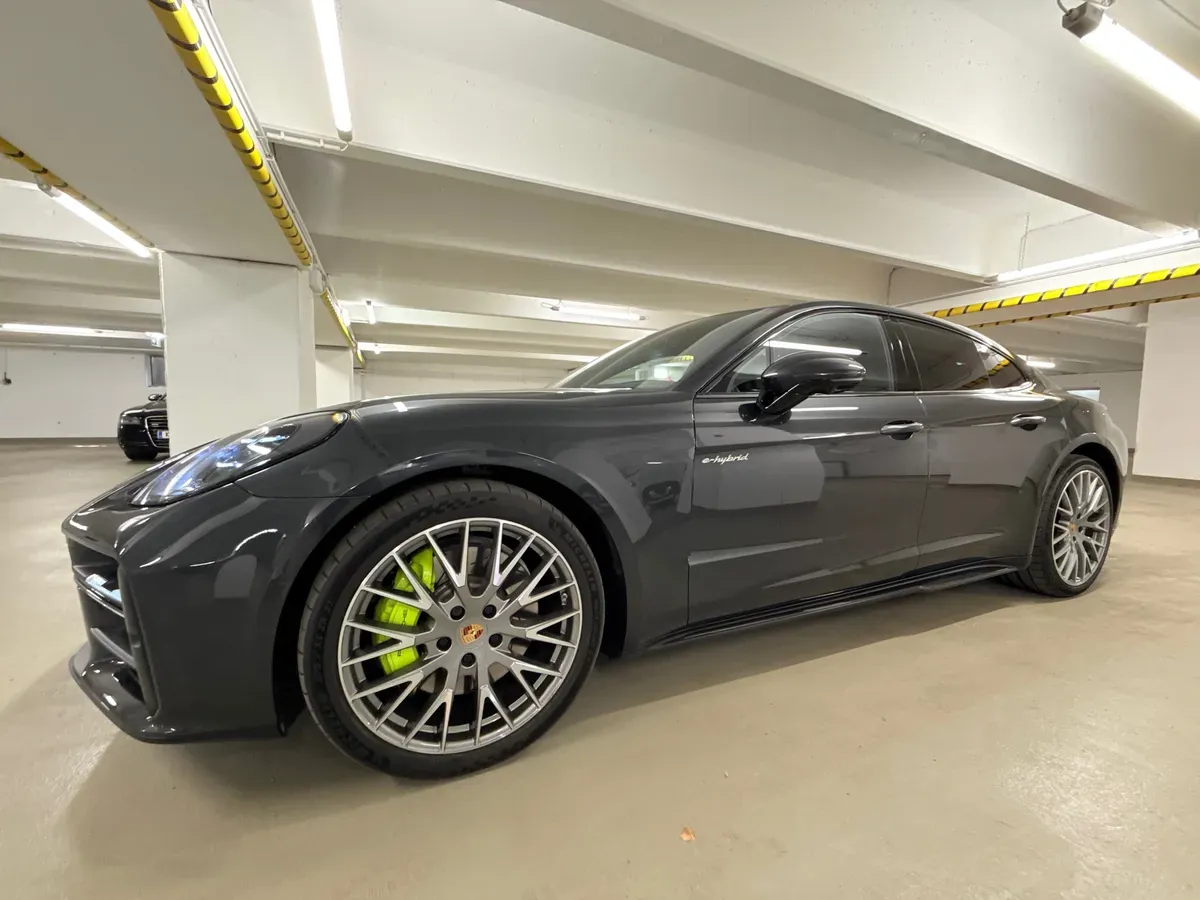 Porsche Panamera 2024 photo 3