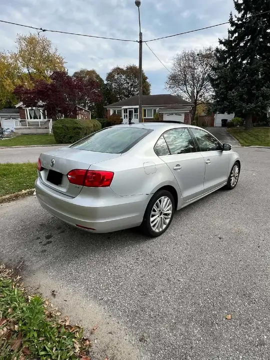 Volkswagen Jetta 2012 photo 3