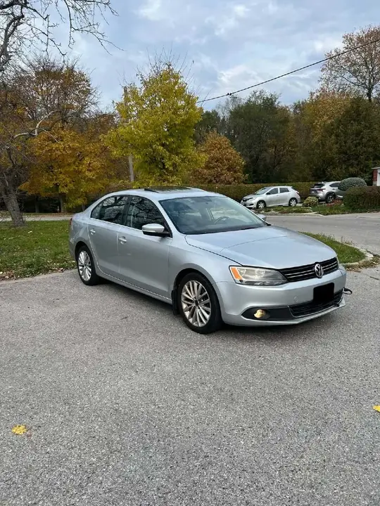 Volkswagen Jetta 2012 photo 2