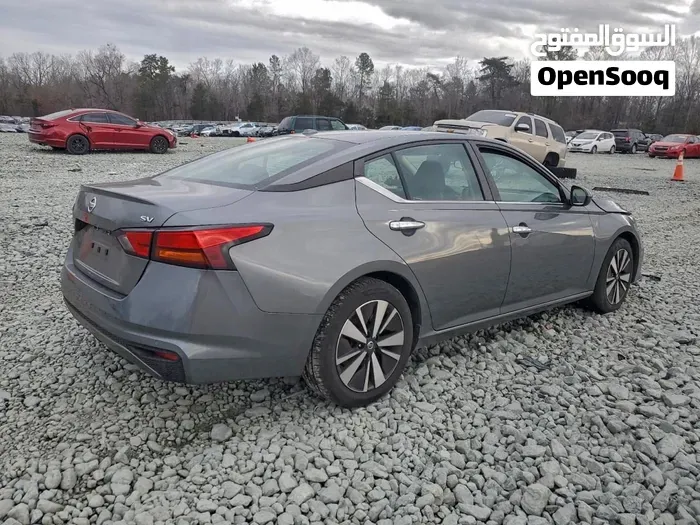 Nissan Altima 2022 photo 2