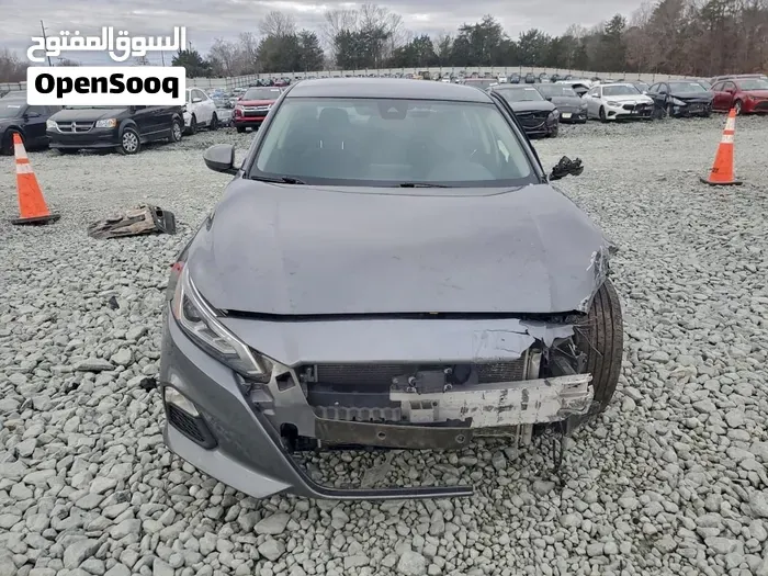 Nissan Altima 2022 photo 4