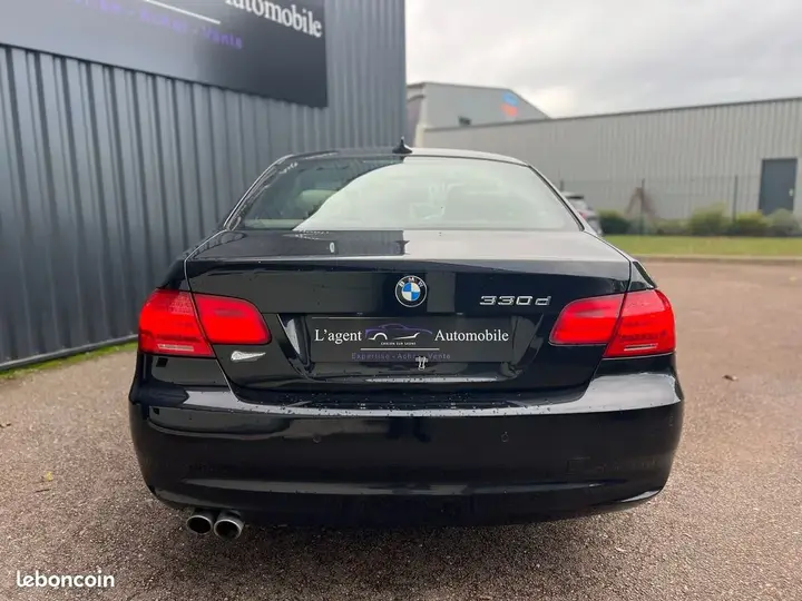 BMW Série 3 2011 photo 5