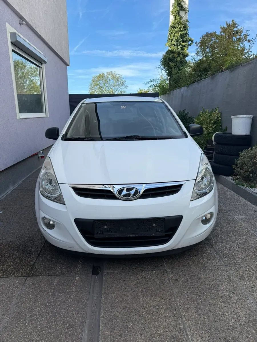 Hyundai I20