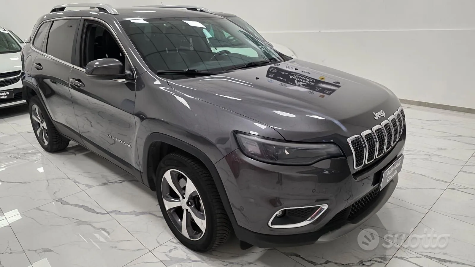 Jeep Cherokee 2019 photo 2