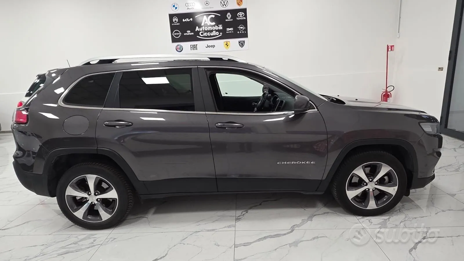 Jeep Cherokee 2019 photo 4