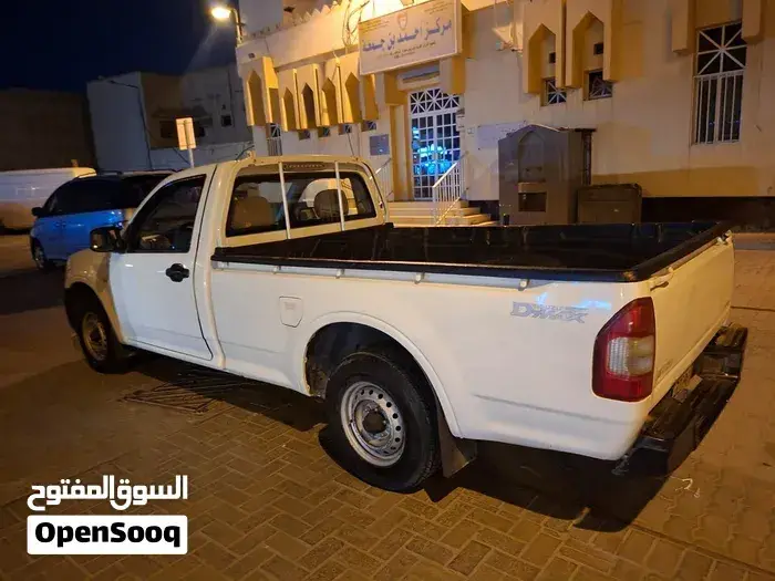 Isuzu D-Max 2012 photo 3
