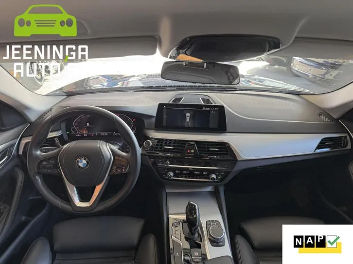 BMW 5 Series 2020 photo 2