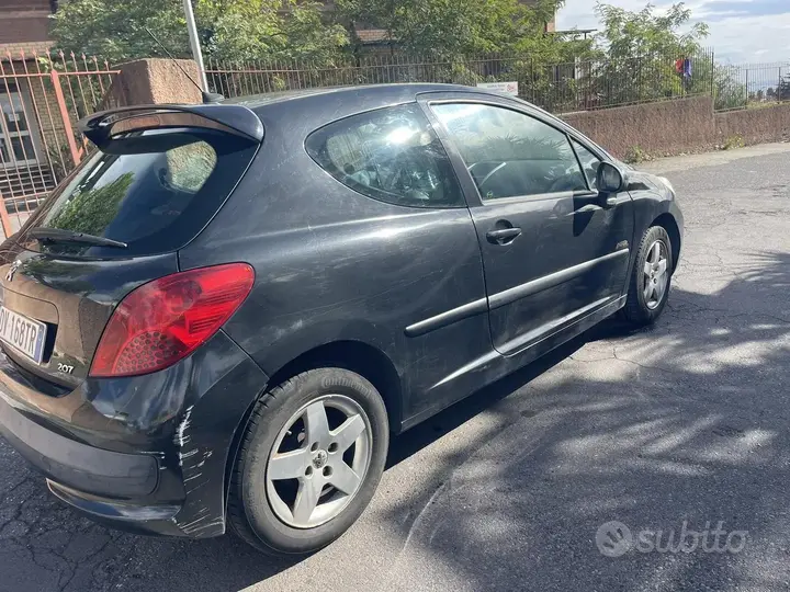 Peugeot 207 2009 photo 4