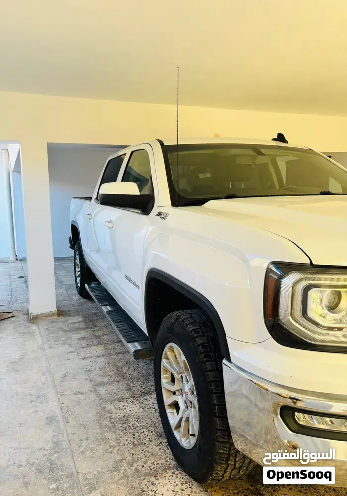 GMC 53 2018 photo 2