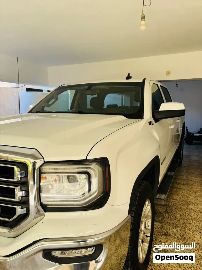 GMC 53 2018 photo 3