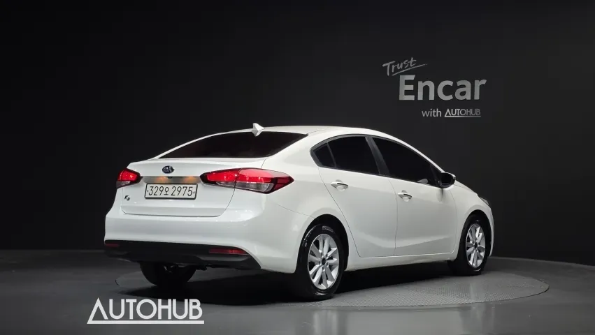 Kia K3 2017 photo 2