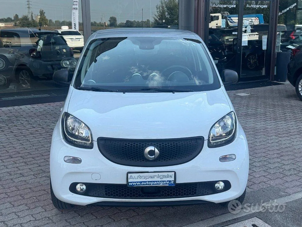 Smart Forfour 2017 photo 2