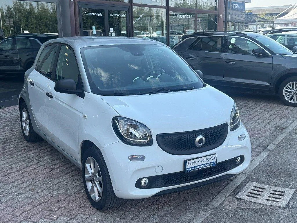 Smart Forfour 2017 photo 3