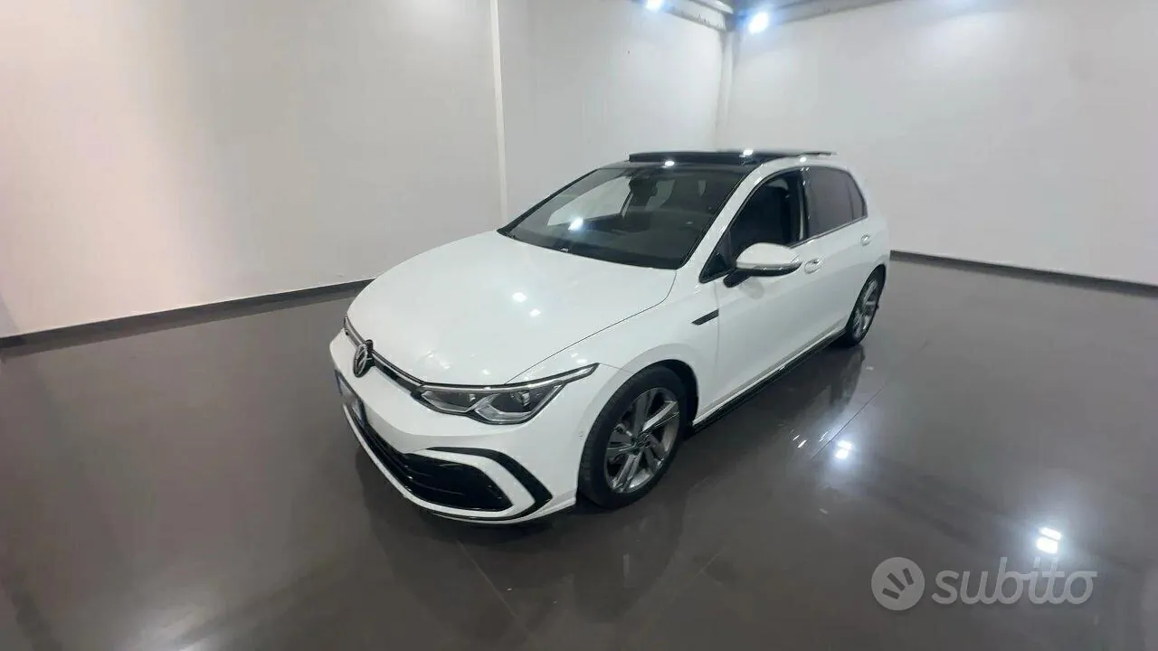 Volkswagen Golf 2024 photo 3