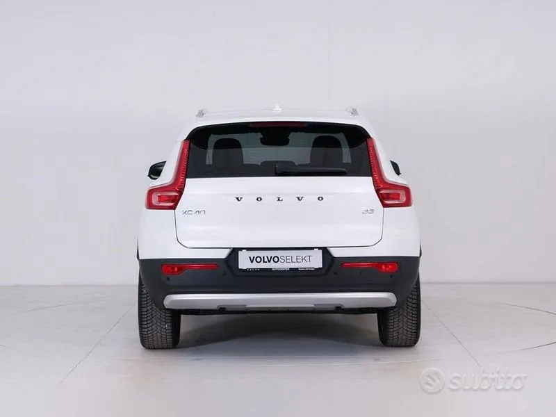 Volvo Xc40 2025 photo 5