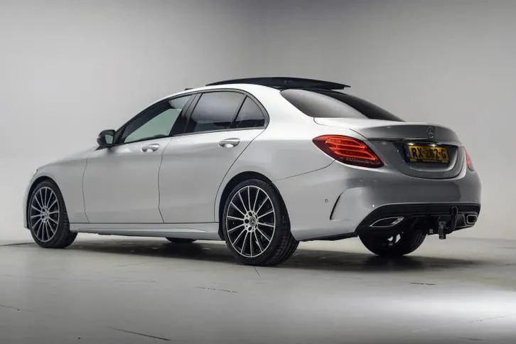 Mercedes-Benz C-Class 2018 photo 3