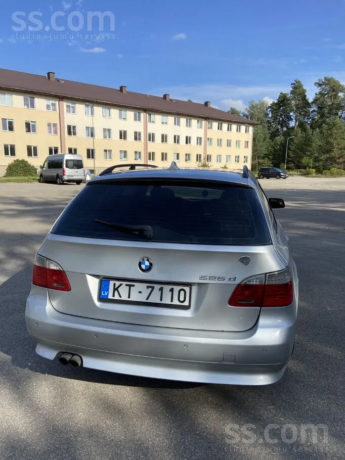 BMW 525 2009 photo 3