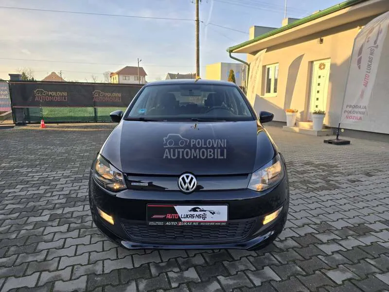 Volkswagen Polo 2011 photo 2