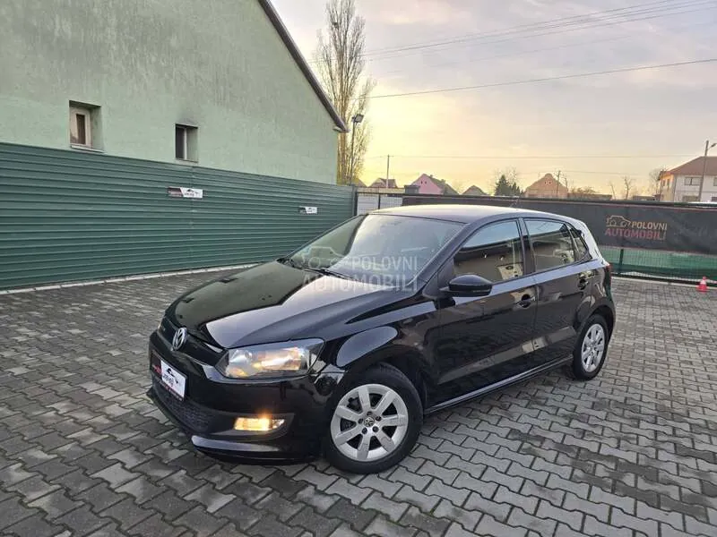 Volkswagen Polo 2011 photo 3