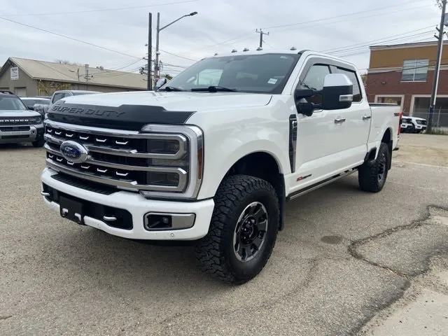 Ford Super Duty F-350 2024 photo 2