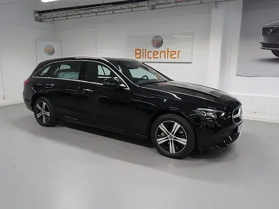 Mercedes-Benz C300 2024 photo 5