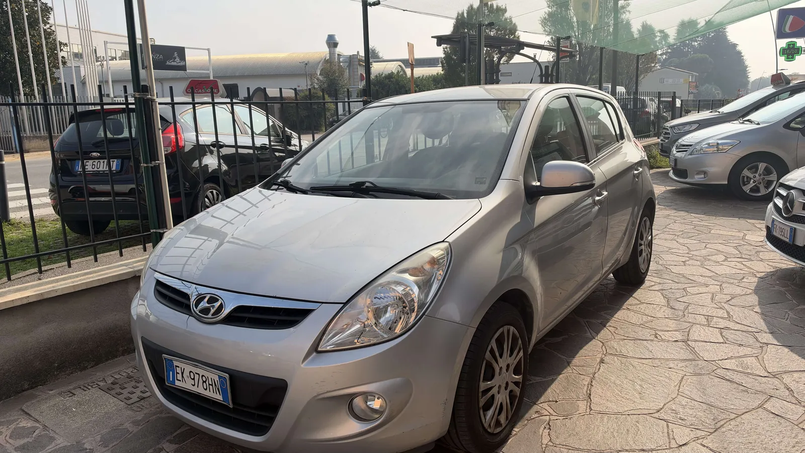Hyundai I20 2011 photo 2